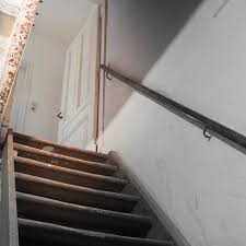 Maintaining and cleaning your wooden stair case. Bromsgrove staircase installation.