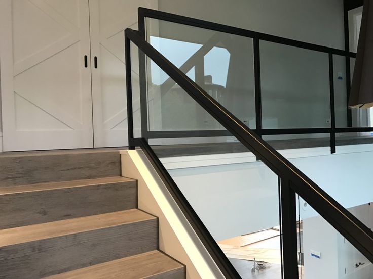 dadoed glass staircase railing
